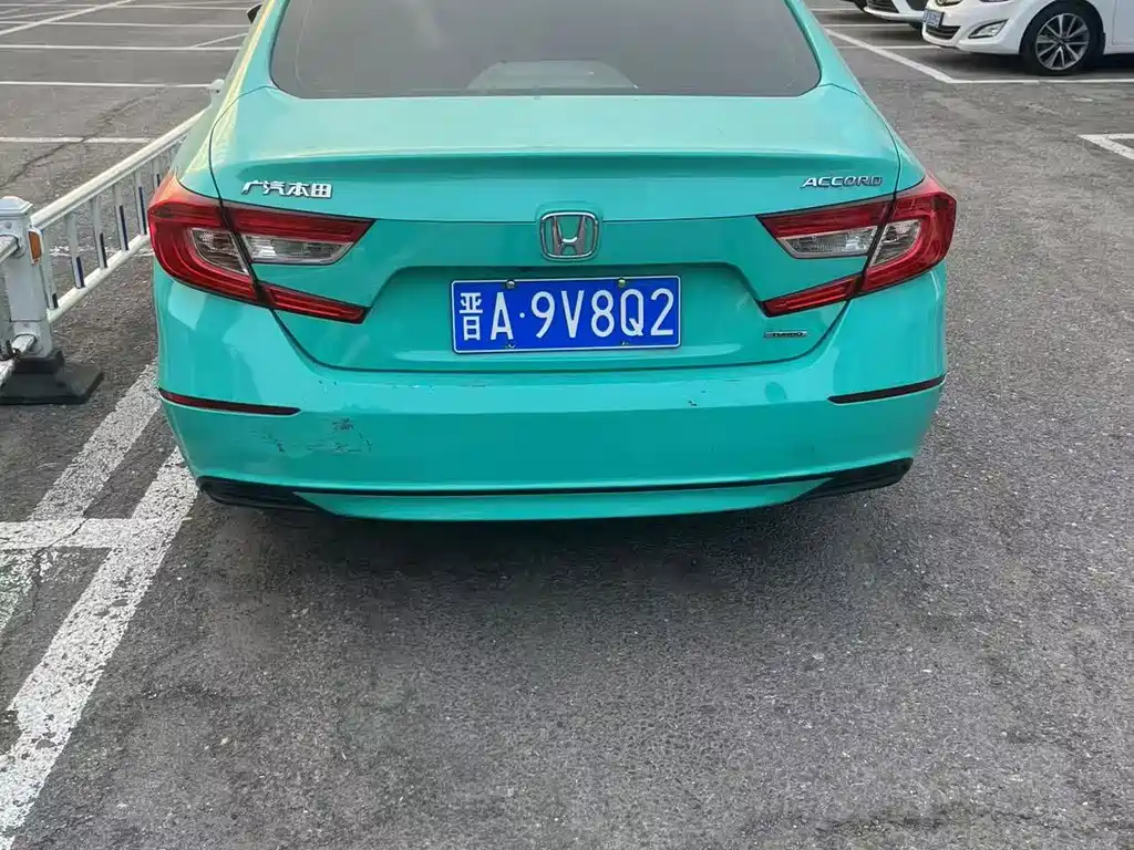 Honda Accord — миниатюра 8