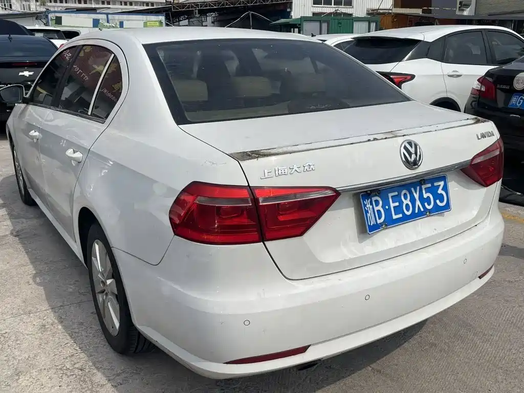 Volkswagen Lavida — миниатюра 7