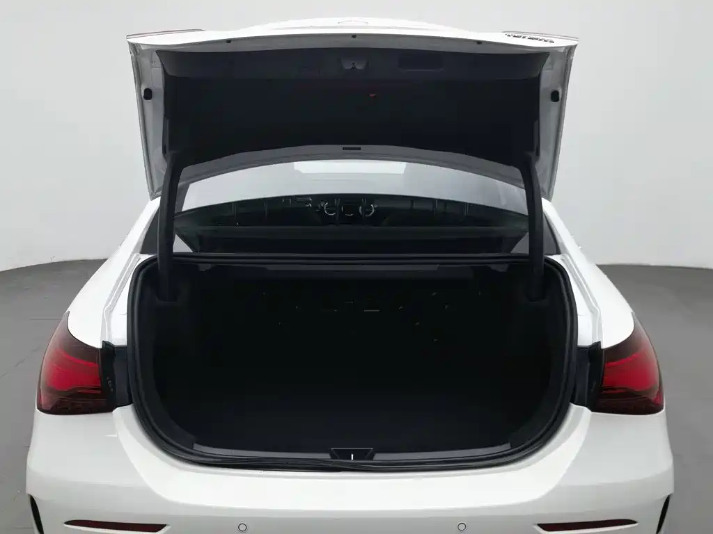 Mercedes-Benz A-Class — миниатюра 16