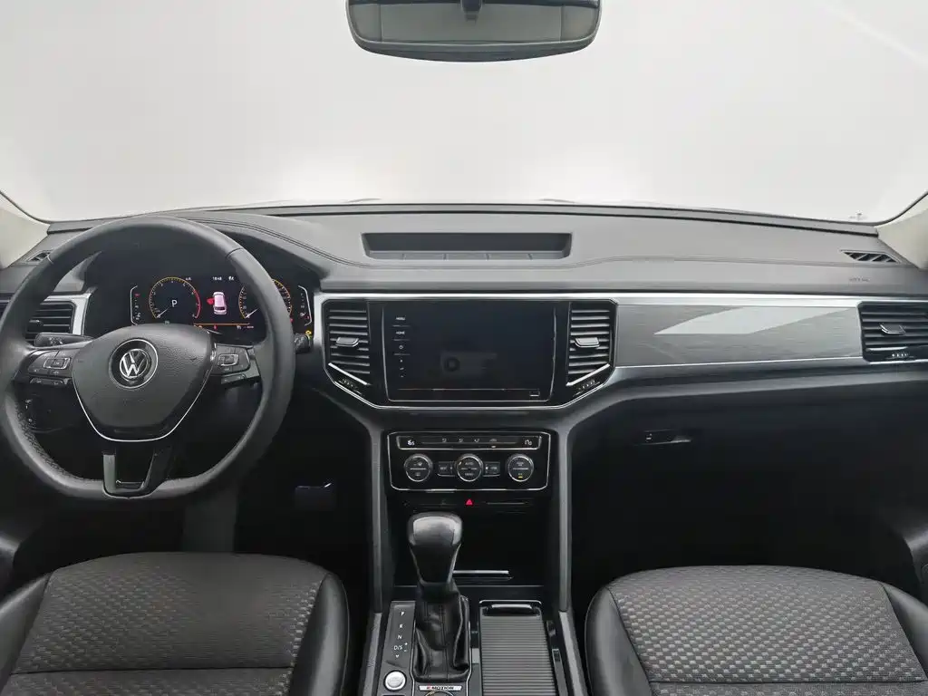Volkswagen Teramont — миниатюра 5