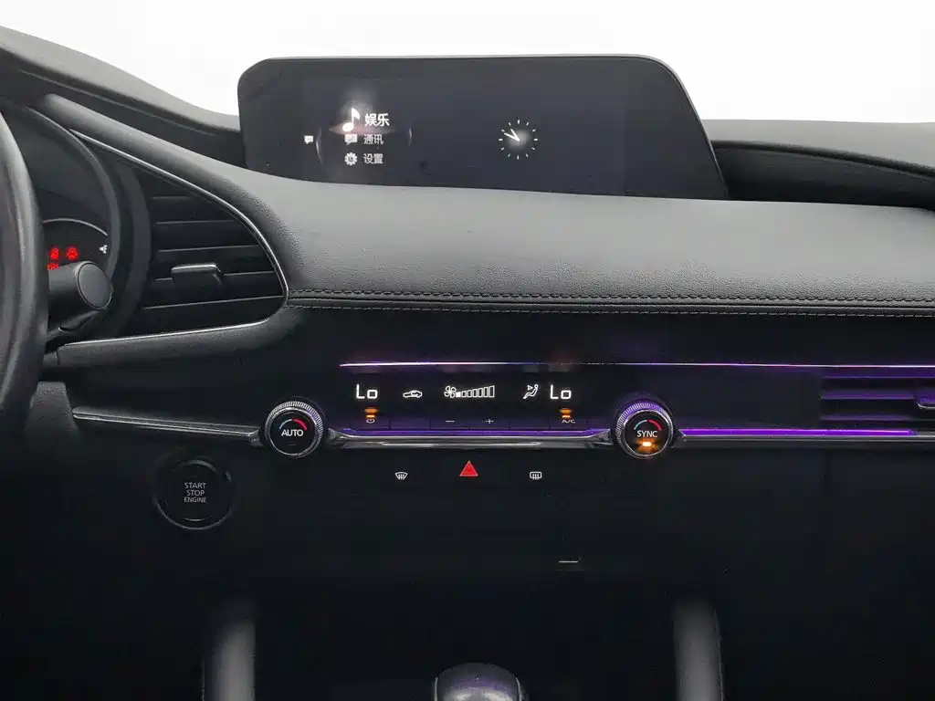 Mazda 3 Axela — миниатюра 12
