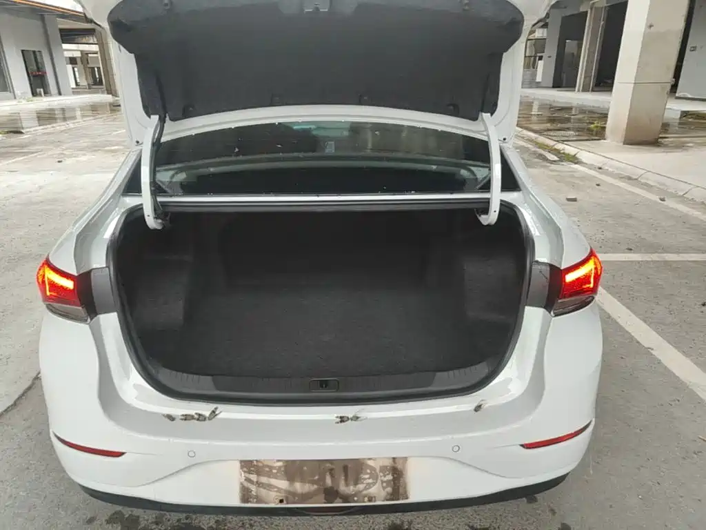 Buick Excelle — миниатюра 19