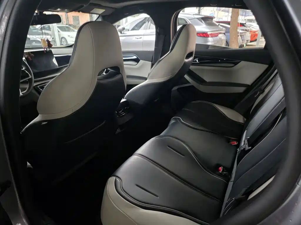 BYD Qin PLUS — миниатюра 10