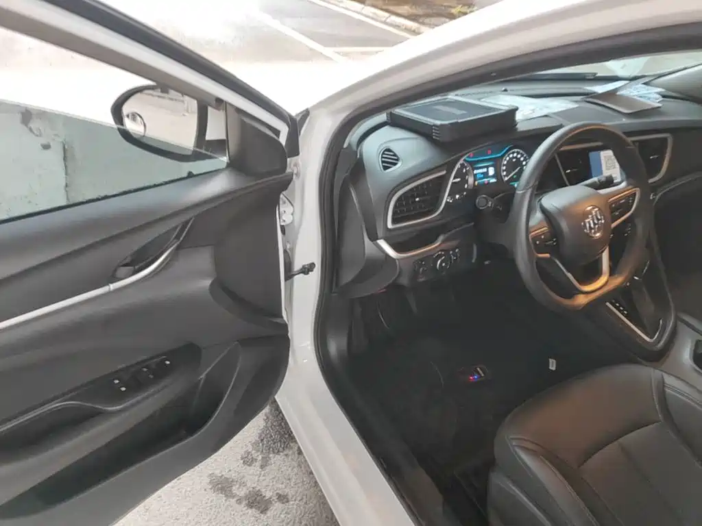 Buick Excelle — миниатюра 16