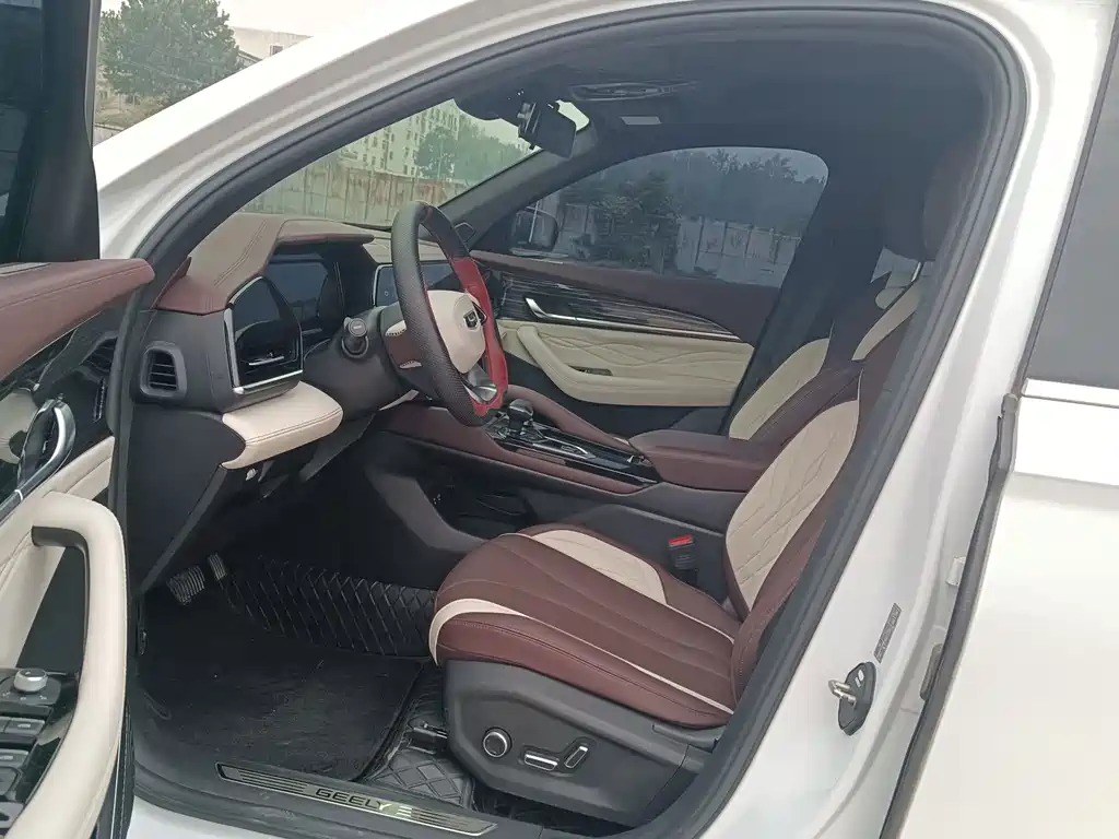 Geely Xingyue L — миниатюра 7