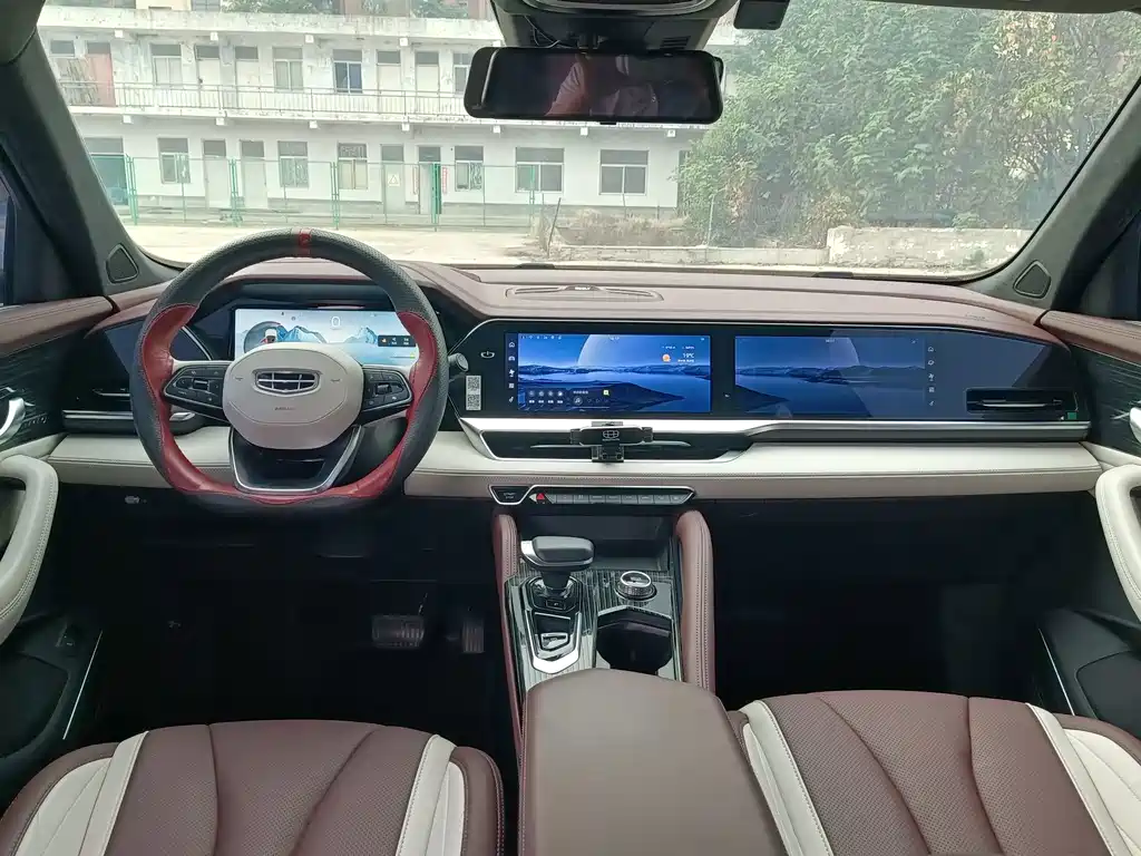 Geely Xingyue L — миниатюра 11