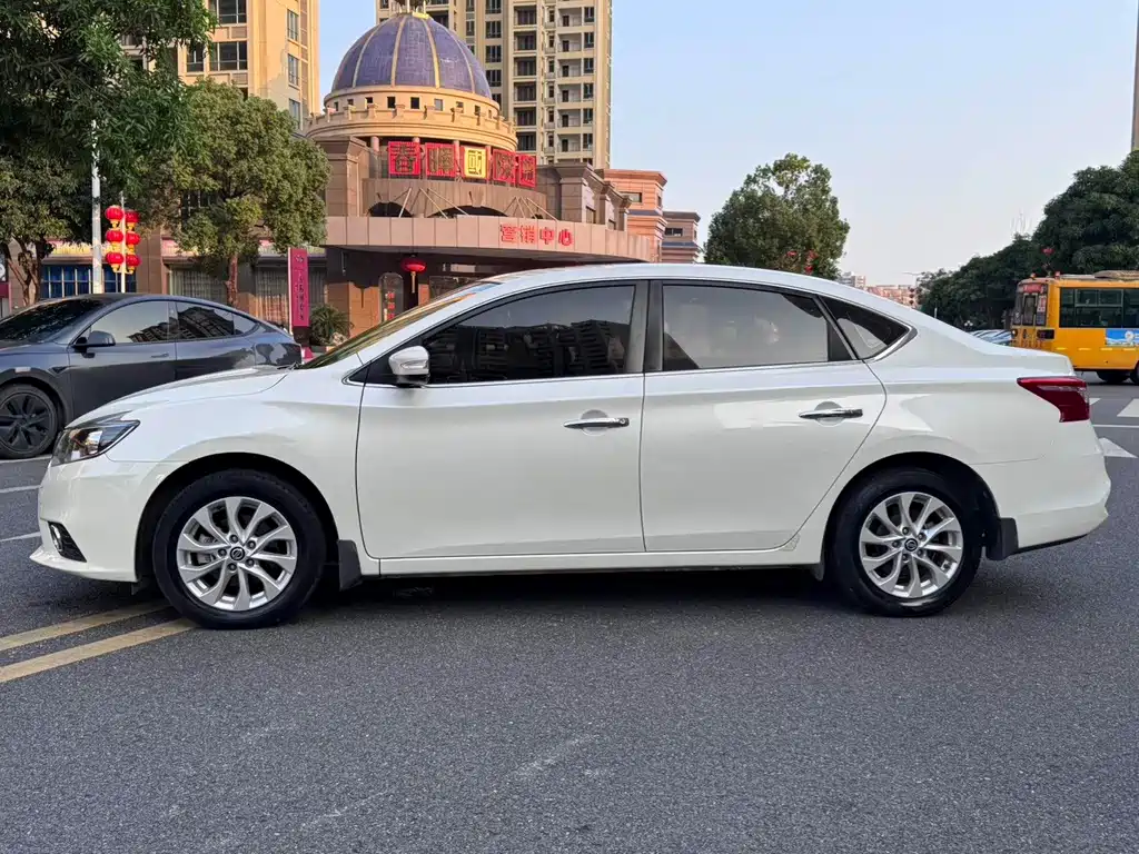 Nissan Sylphy — миниатюра 8