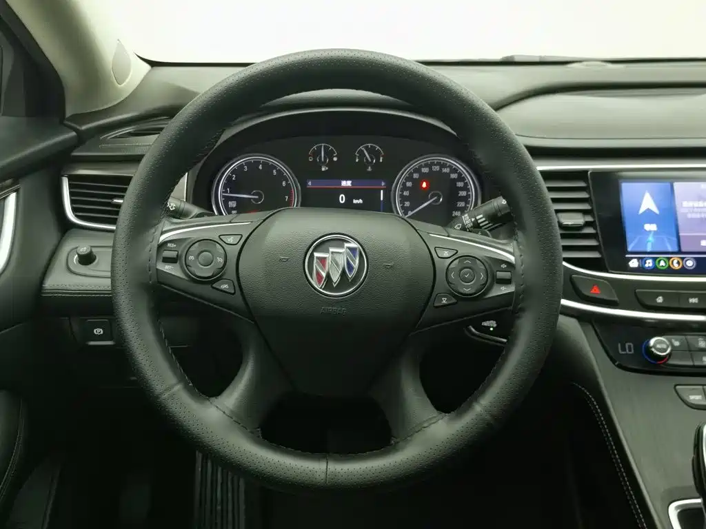 Buick LaCrosse — миниатюра 11