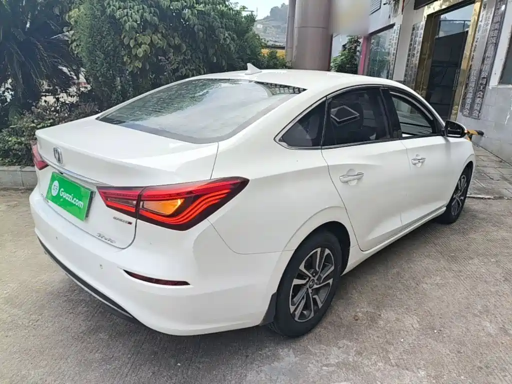 Changan Eado — миниатюра 7