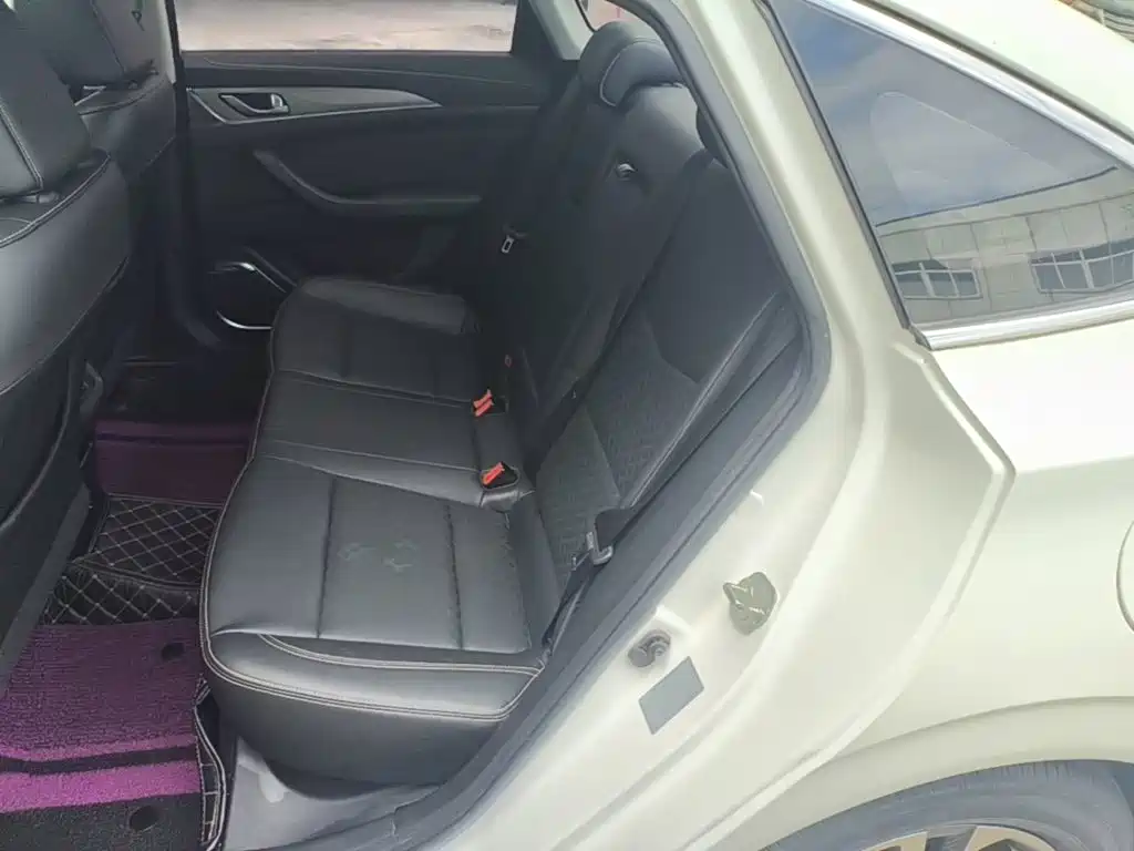 Changan Eado — миниатюра 17