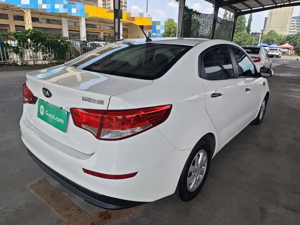 Kia K2 2015 1.4L MT GLS