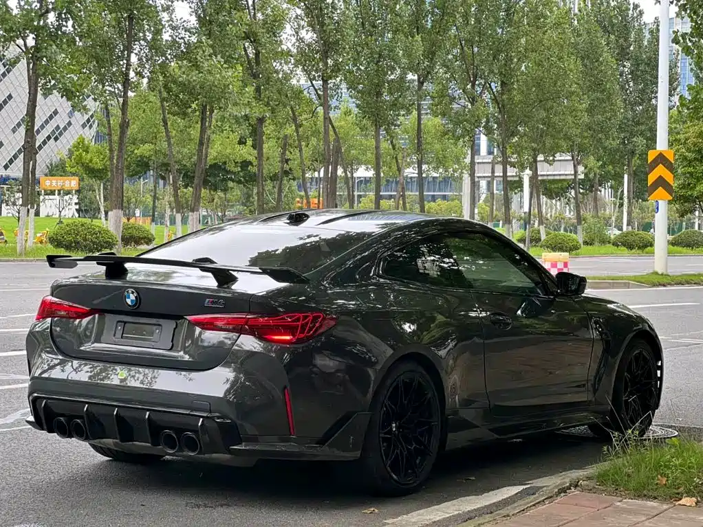 BMW M4 — миниатюра 6