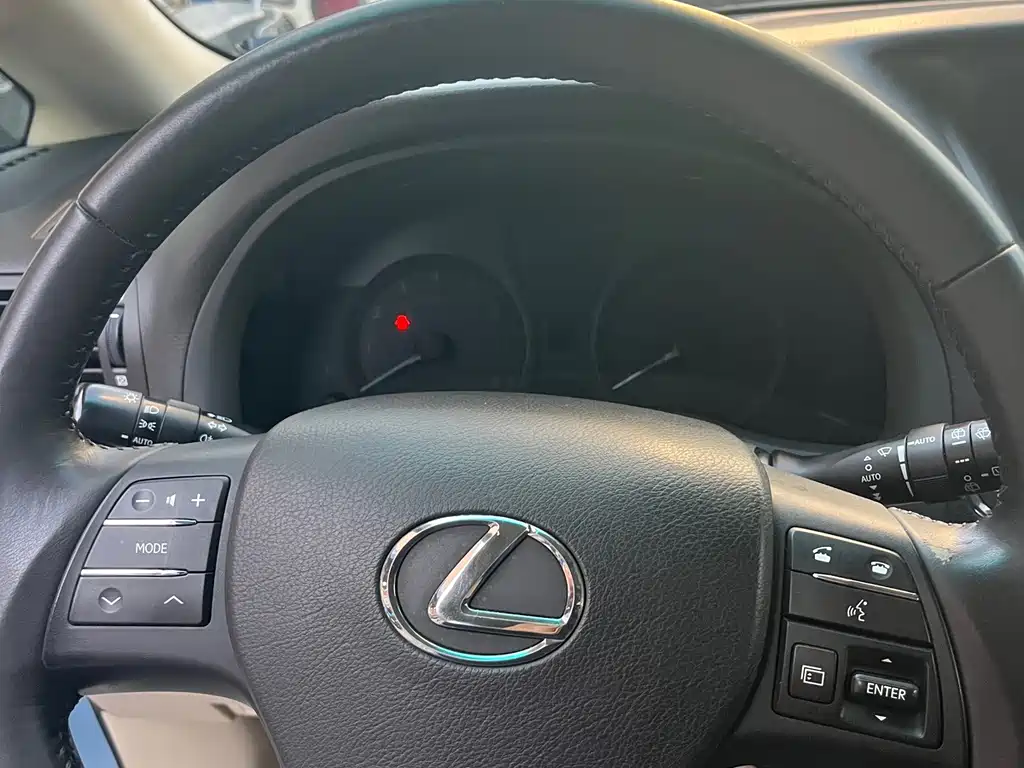 Lexus RX Classic — миниатюра 5
