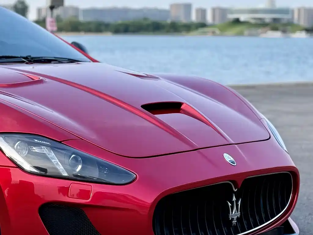 Maserati GranTurismo 2015 4.7L MC