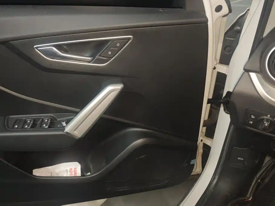 Audi Q2L — миниатюра 7