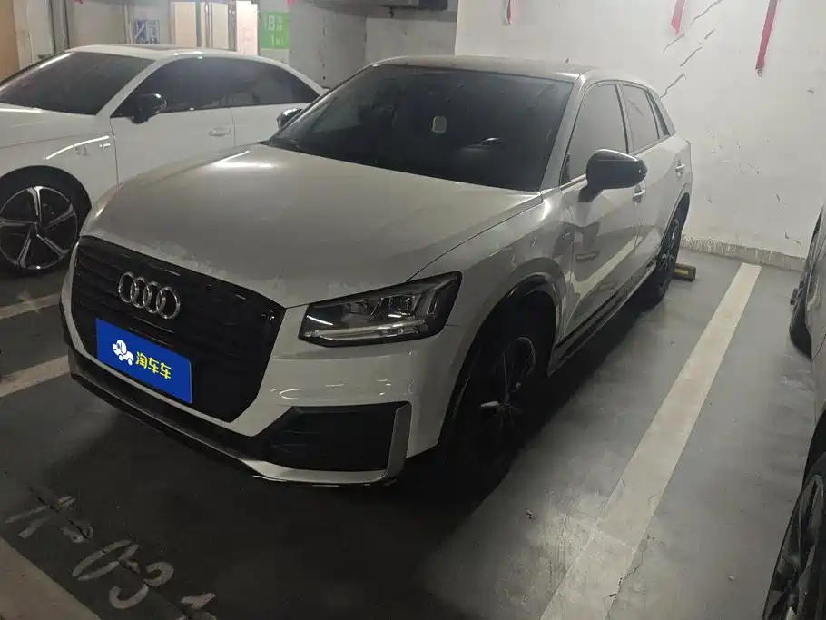 Audi Q2L