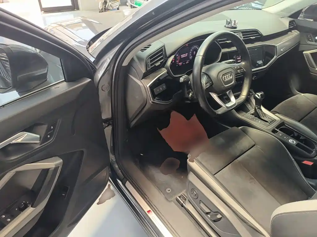 Audi Q3 — миниатюра 16