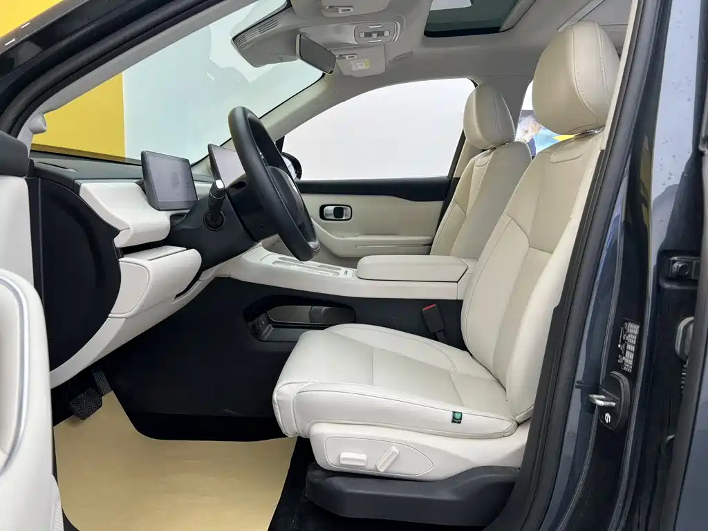 Leapmotor Leapmotor C16 — миниатюра 15