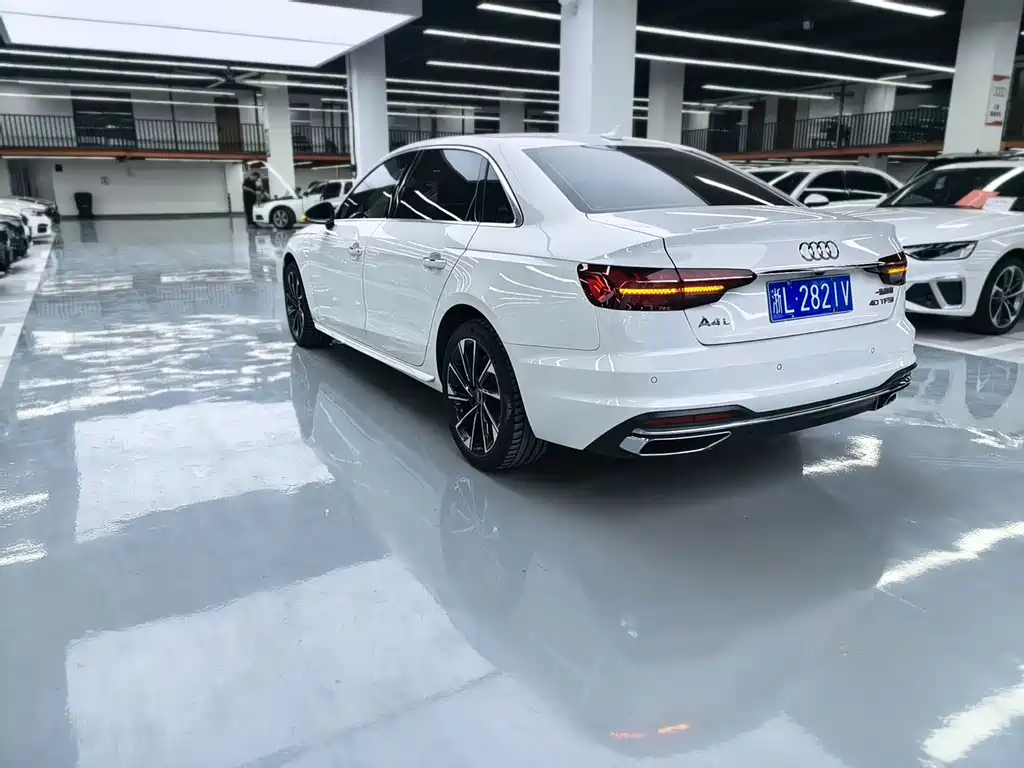Audi A4L — миниатюра 13