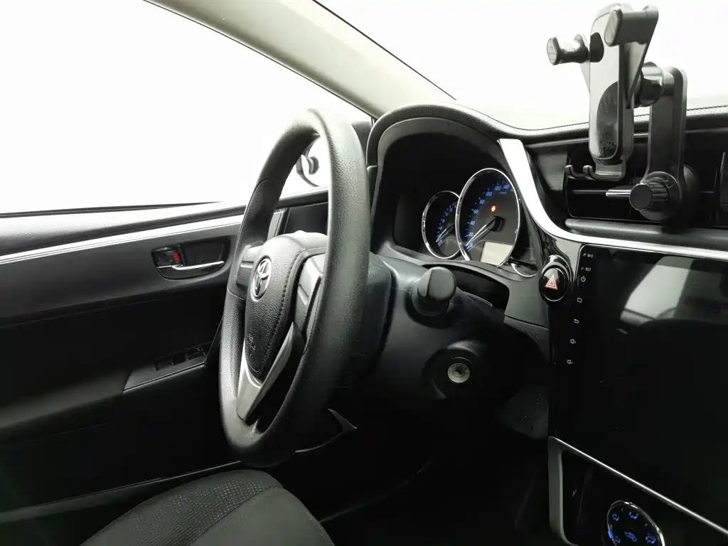 Toyota Corolla — миниатюра 22