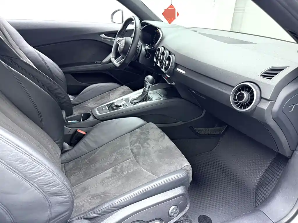 Audi TT 2015 TT Coupe 45 TFSI