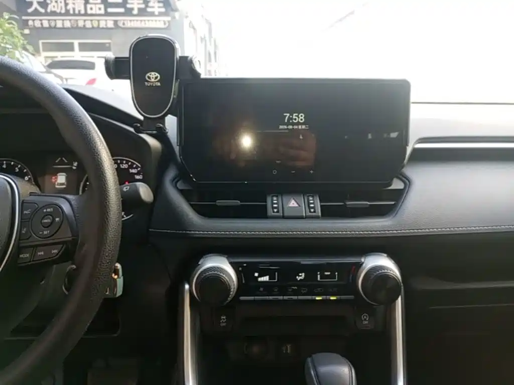 Toyota Wildlander — миниатюра 13