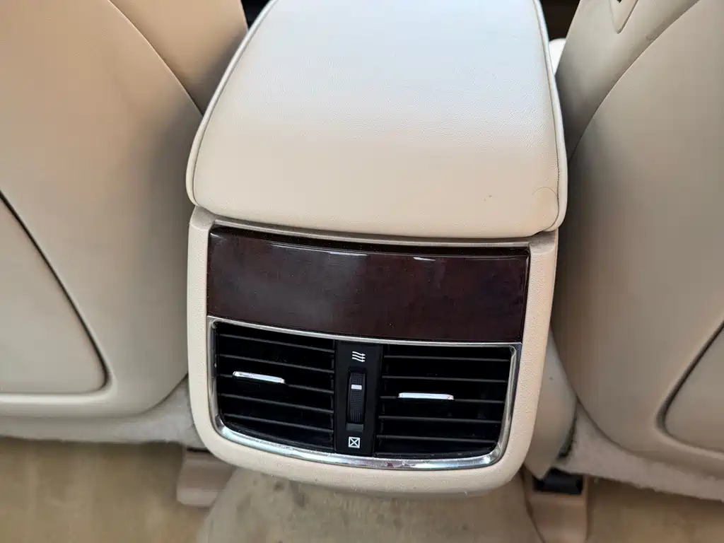 Lexus ES — миниатюра 9
