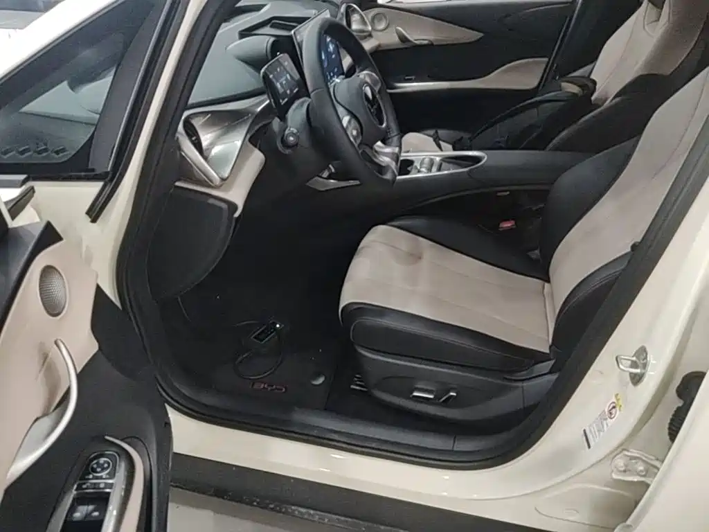 BYD Dolphin — миниатюра 16