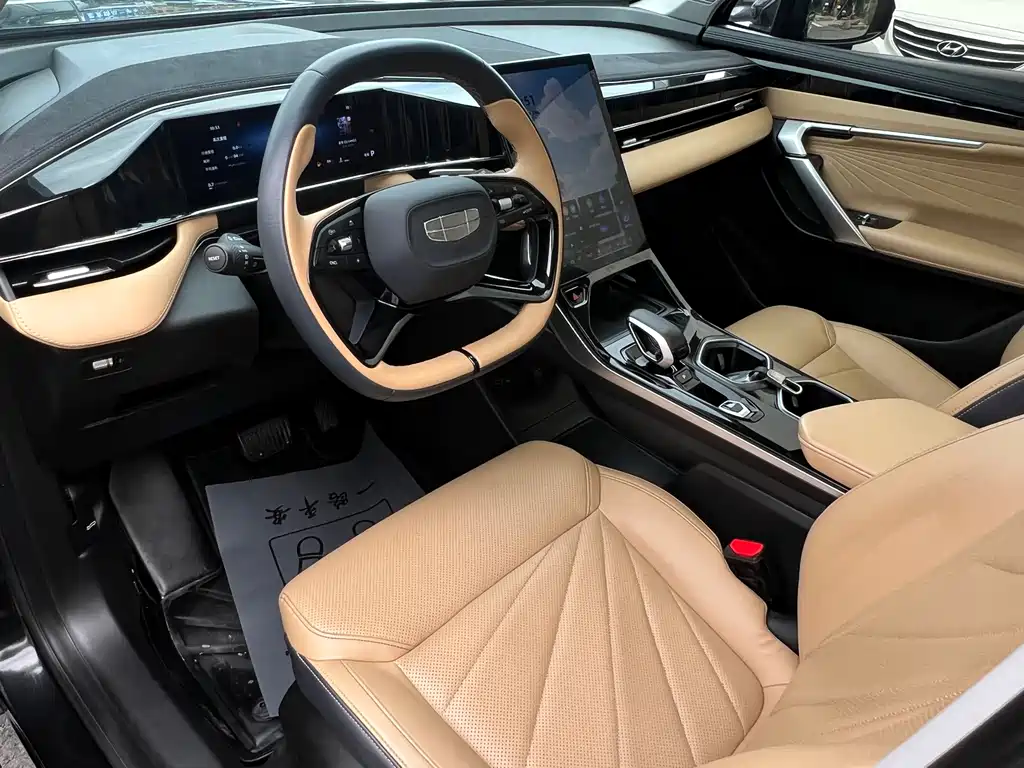 Geely Boyue L — миниатюра 10