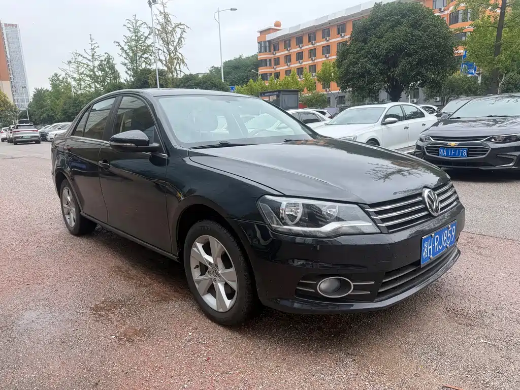 Volkswagen Bora — миниатюра 3