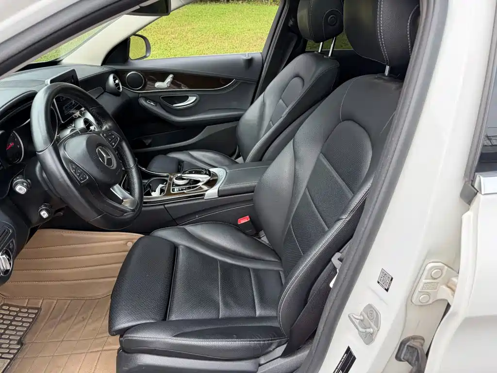 Mercedes-Benz C-Class — миниатюра 8