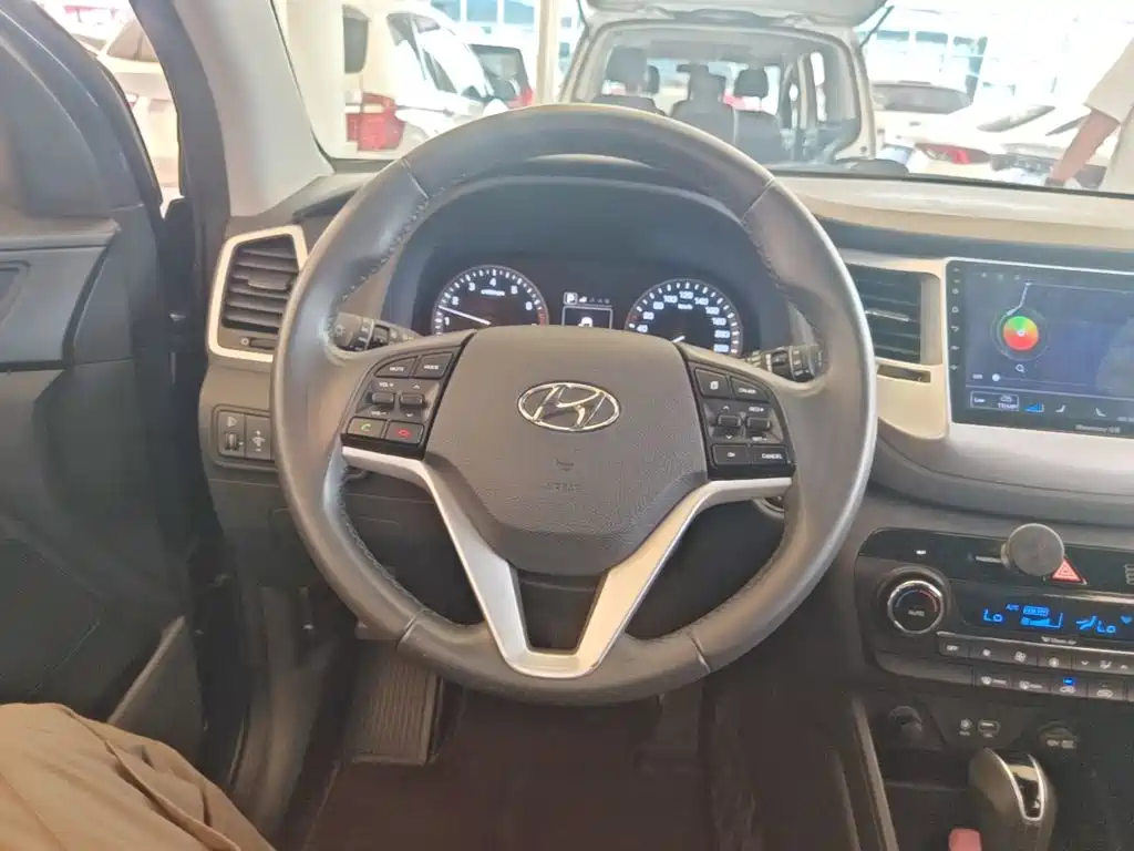 Hyundai Tucson — миниатюра 11