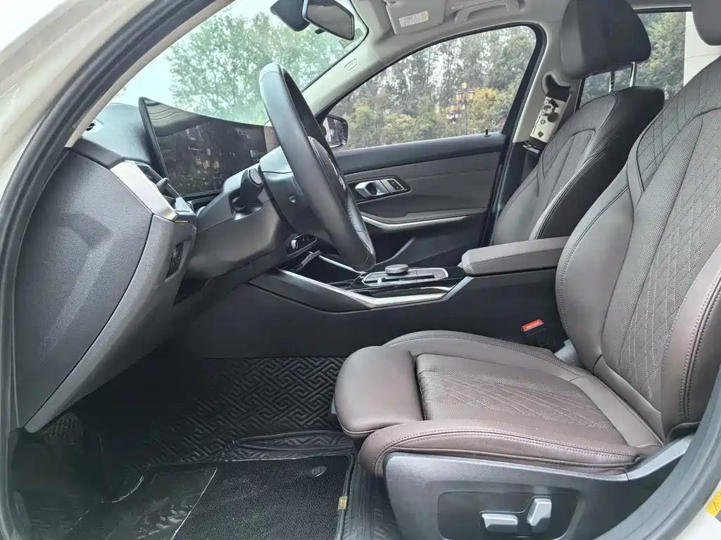 BMW i3 — миниатюра 7