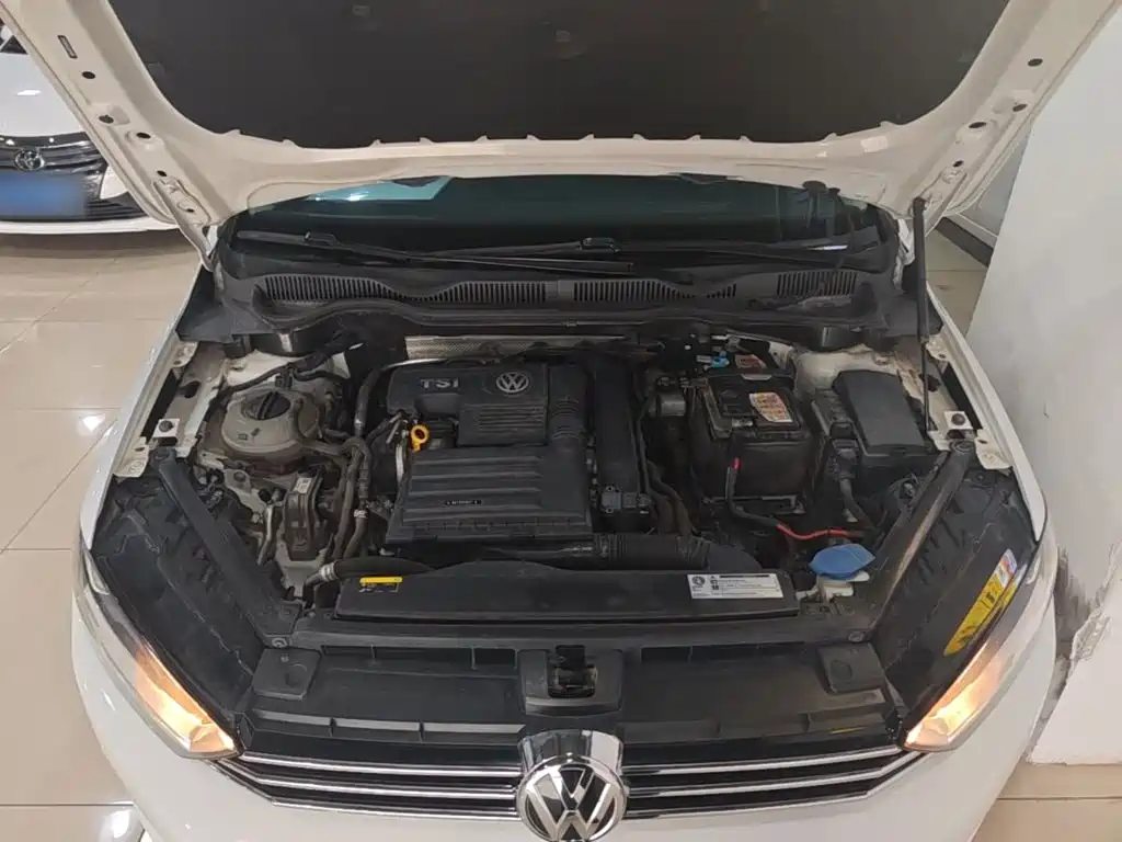 Volkswagen Golf Sportsvan — миниатюра 20