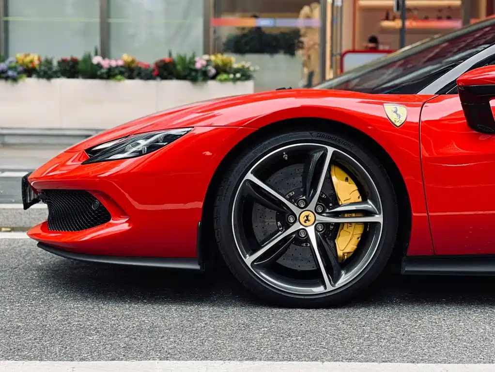 Ferrari 296 — миниатюра 6