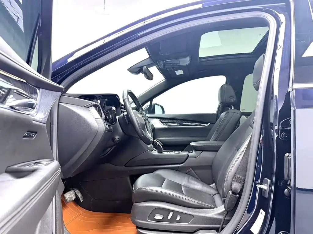 Cadillac XT6 — миниатюра 6