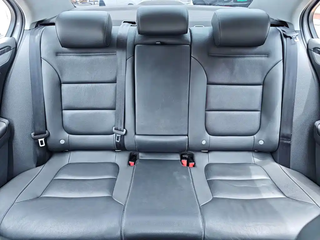 Volkswagen Sagitar — миниатюра 21