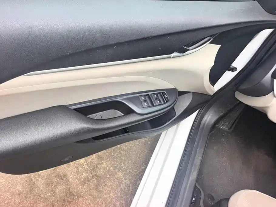 Buick Excelle — миниатюра 7