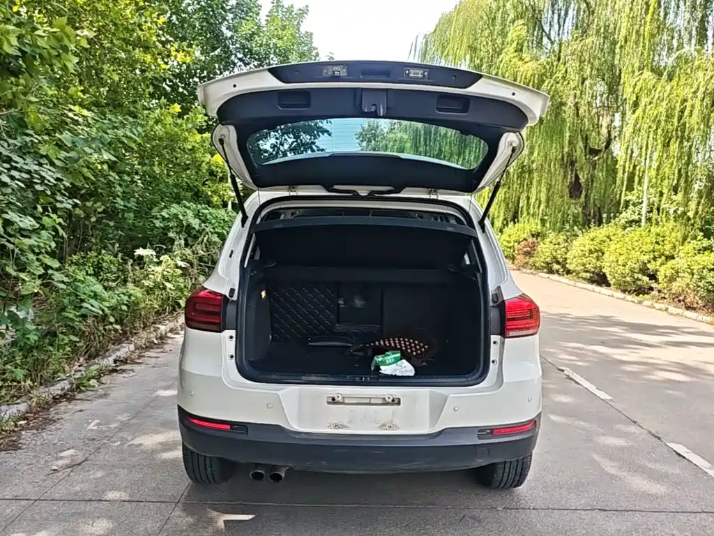 Volkswagen Tiguan — миниатюра 19