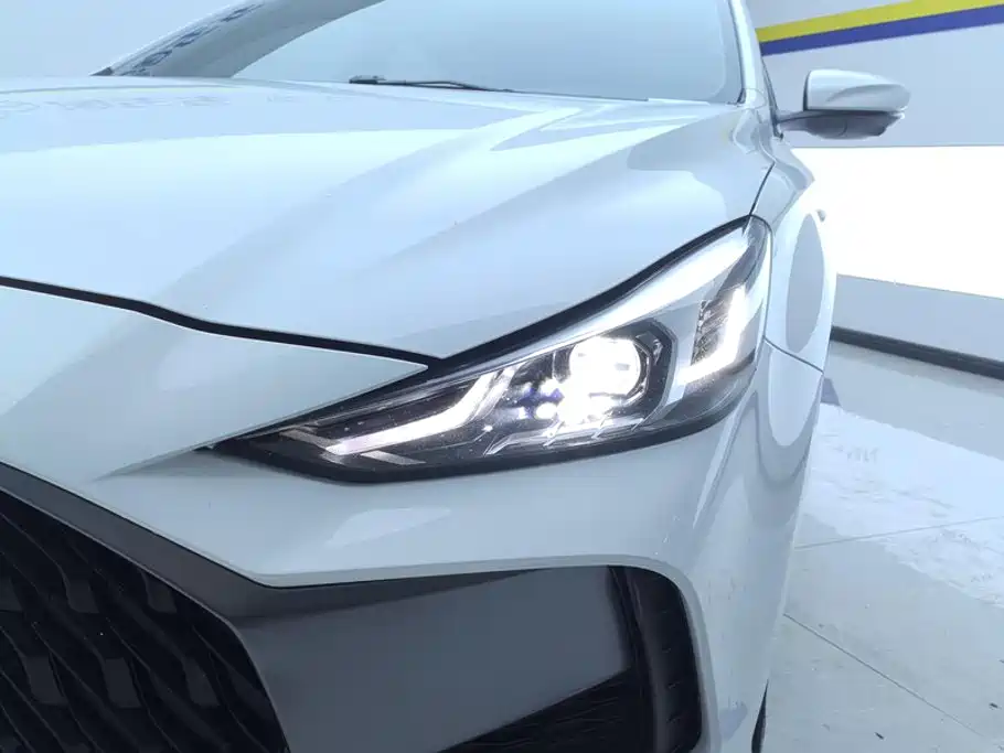 MG MG5 — миниатюра 5
