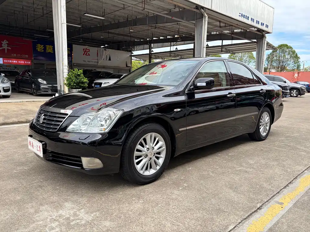 2008 Toyota Crown - zdjęcie 1 z 20