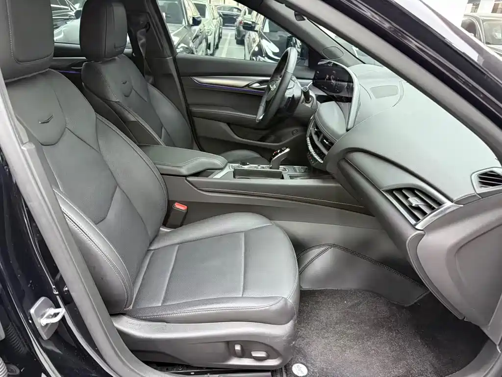 Cadillac CT5 — миниатюра 7