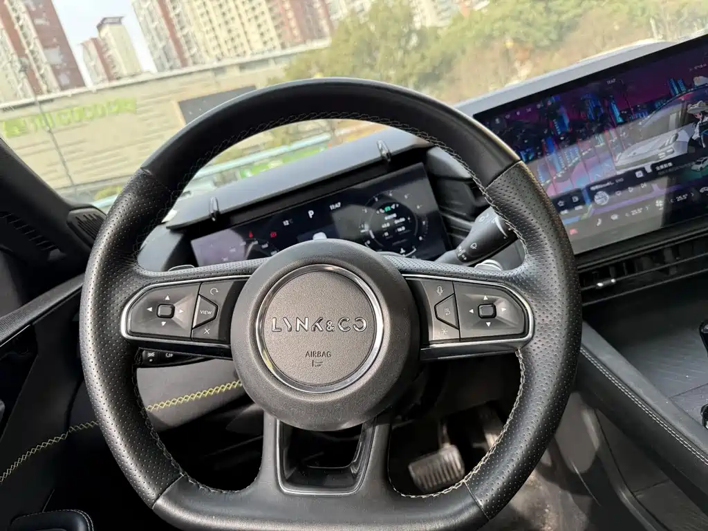 Lynk & Co 03 — миниатюра 15