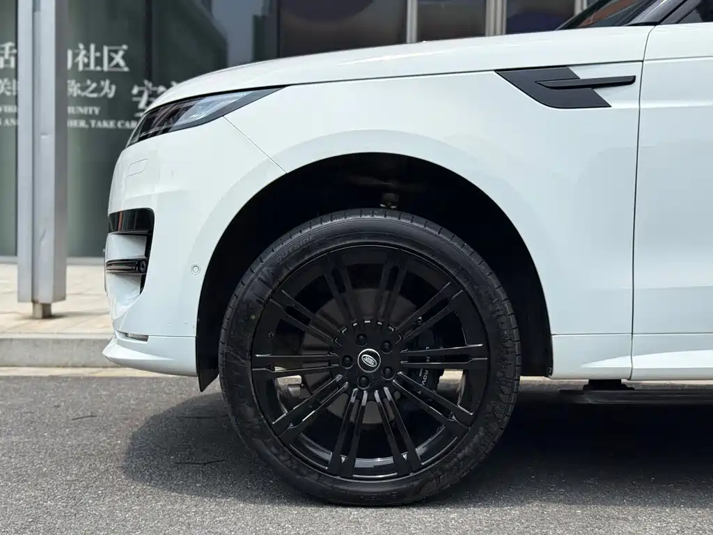 Land Rover Range Rover Sport 2023 400PS Dynamic SE