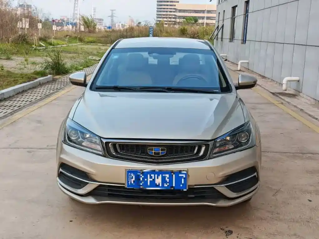 Geely Emgrand — миниатюра 2