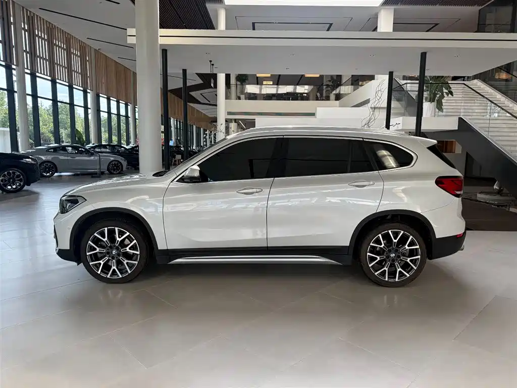 BMW X1 — миниатюра 12