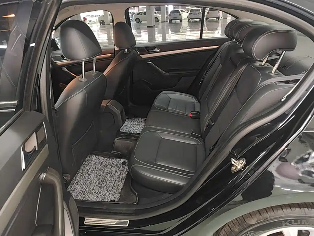 Volkswagen Lavida — миниатюра 17