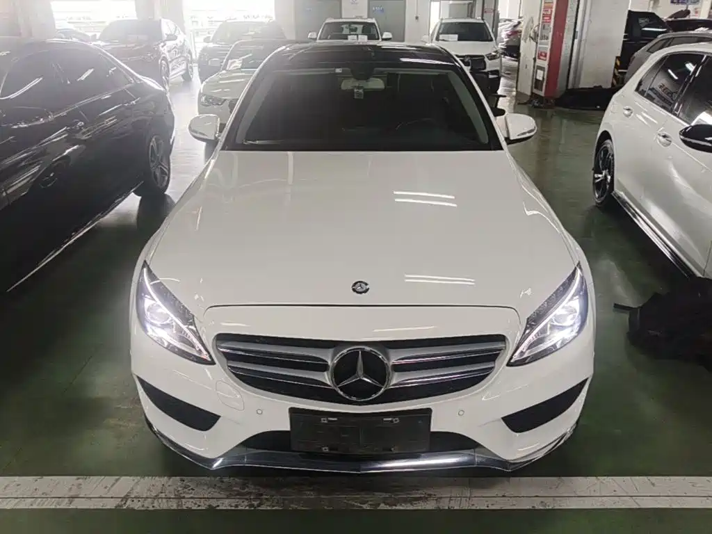 Mercedes-Benz C-Class — миниатюра 3
