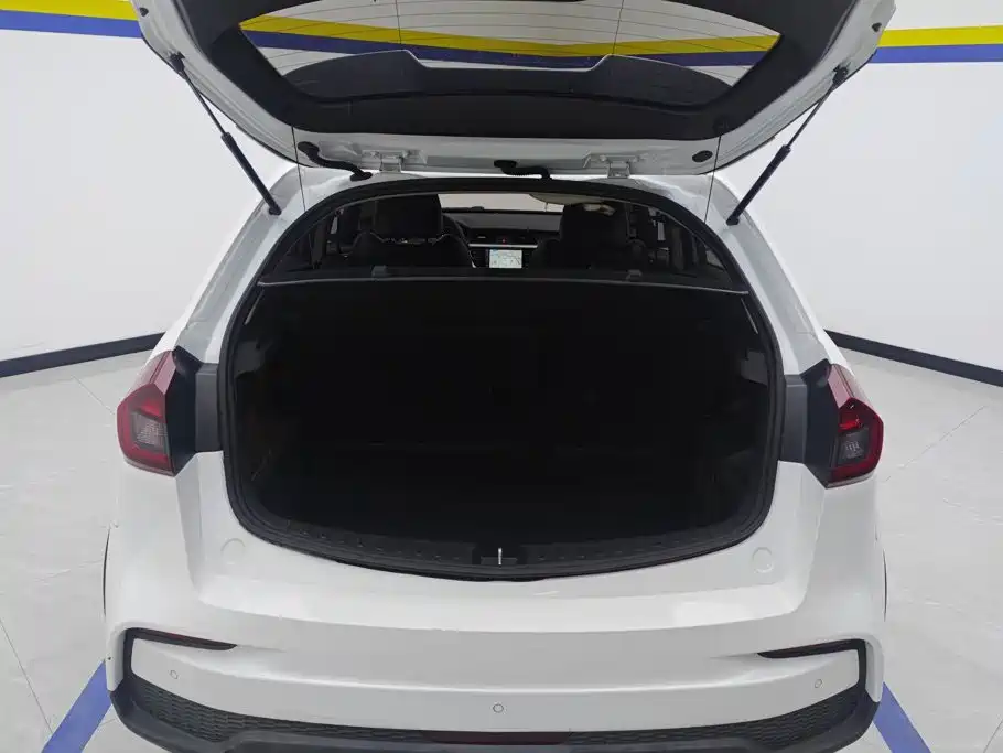Geely Vision X3 — миниатюра 4