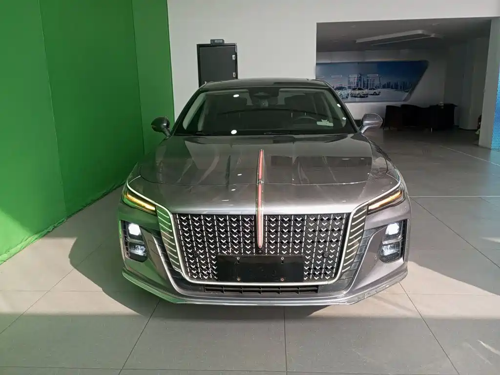 Hongqi Hongqi H5 — миниатюра 3